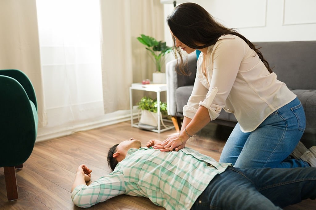 What to Do When Someone Goes Into Cardiac Arrest